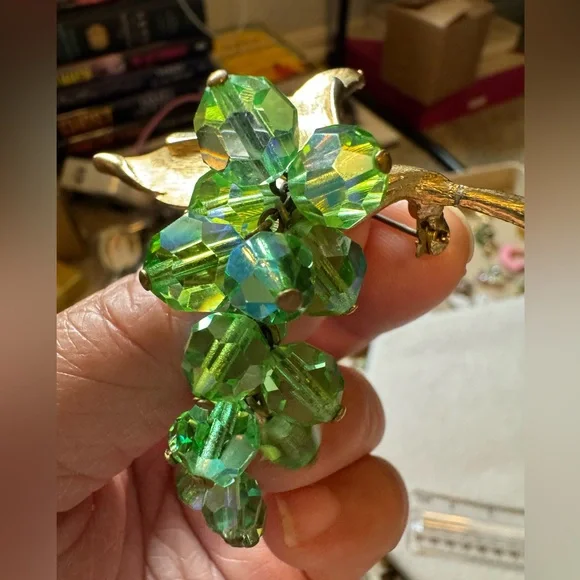 Beautiful vintage preowned Brooch - Picture 11 of 12